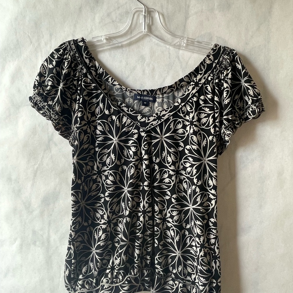 Max Edition Black and White Ruched Blouse